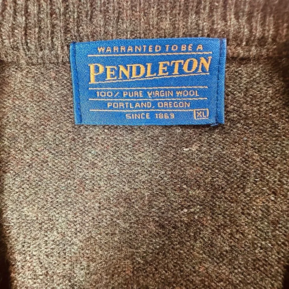 Pendleton 100% Wool Men’s XL Green V Neck Sweater